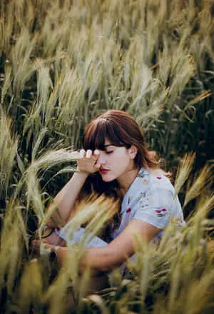 Aesthetic Girl Grass Sit Down