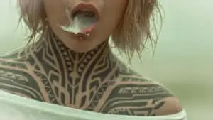 Front Tatuaje En El Cuello