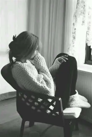  Black & White Girl Alone Picture