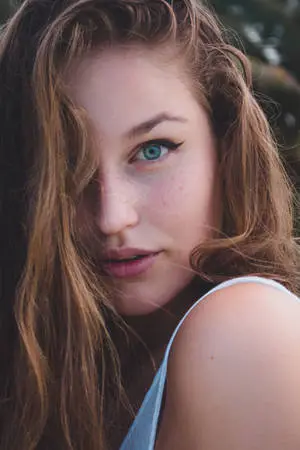 HD Girl With Freckles