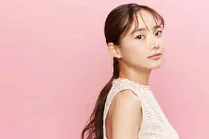 Japanese Women Modeling