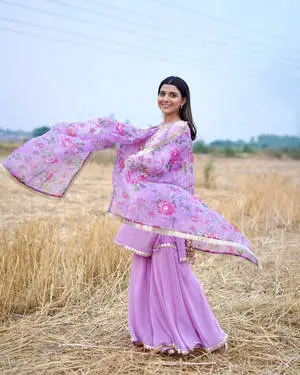 Nimrat Khaira In Field