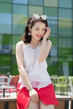 Asian Pretty Women Portrait Picture