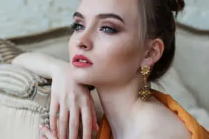Pretty Women Close Up Picture