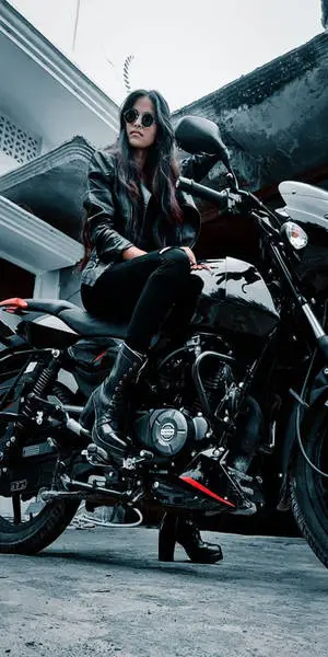 Pulsar 150 Biker Girl