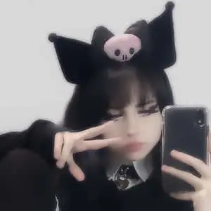 Random PFP Of Kuromi Girl