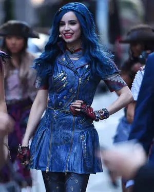Sofia Carson As Evie Descendants 
