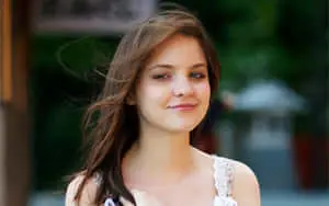 Pretty White Teen Girl Picture