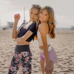 Teenage Girls Pictures Summer Vibes
